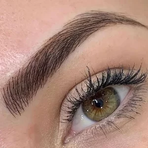 Microblading de cejas en Barcelona | Cejas naturales y definidas